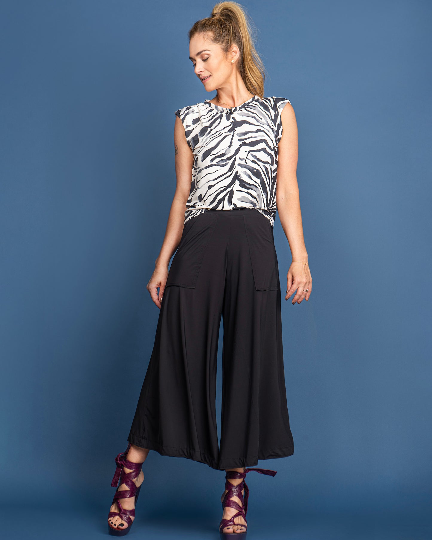 Pantacourt Fluity Preto