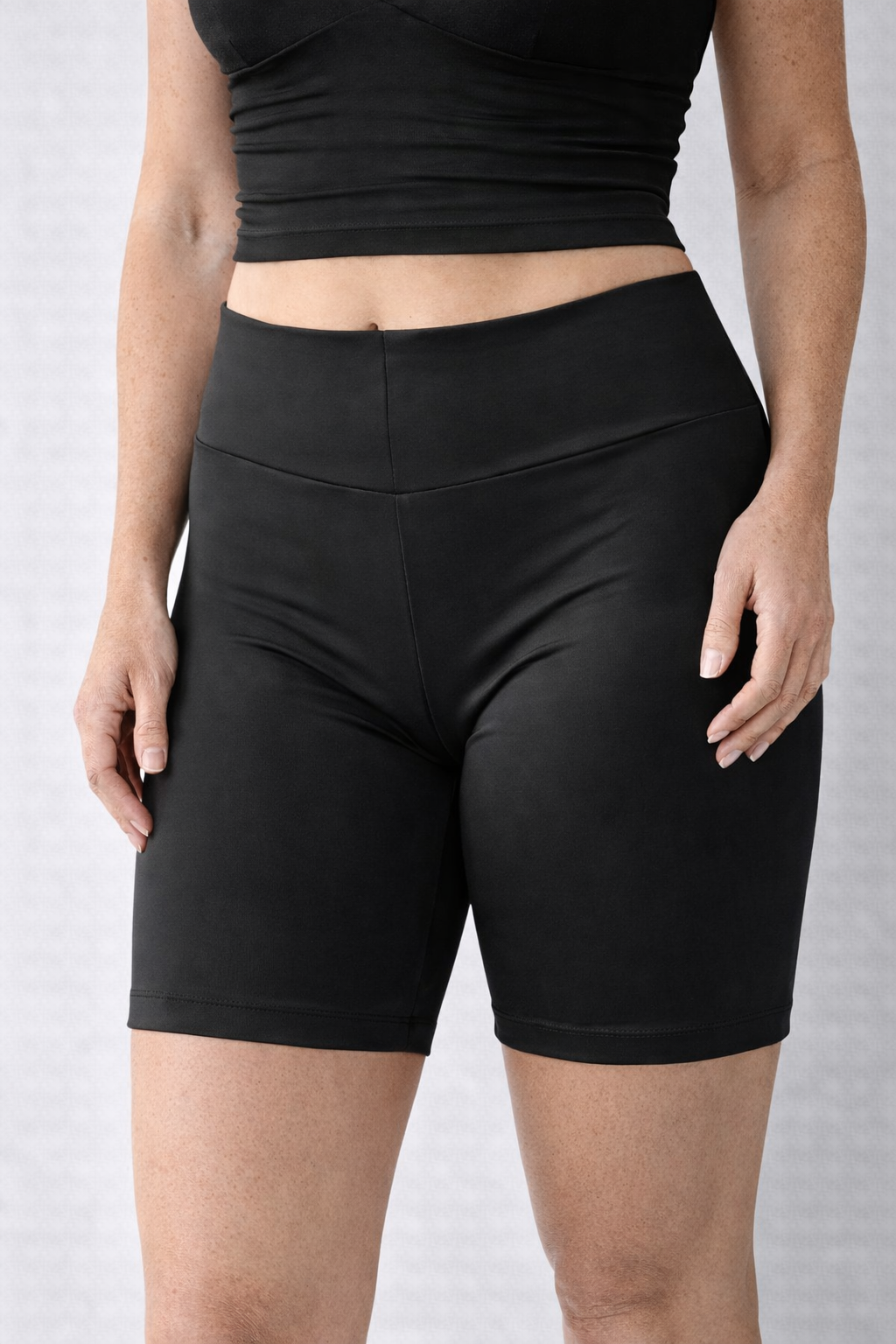 Bermuda Ciclista Hug Preto